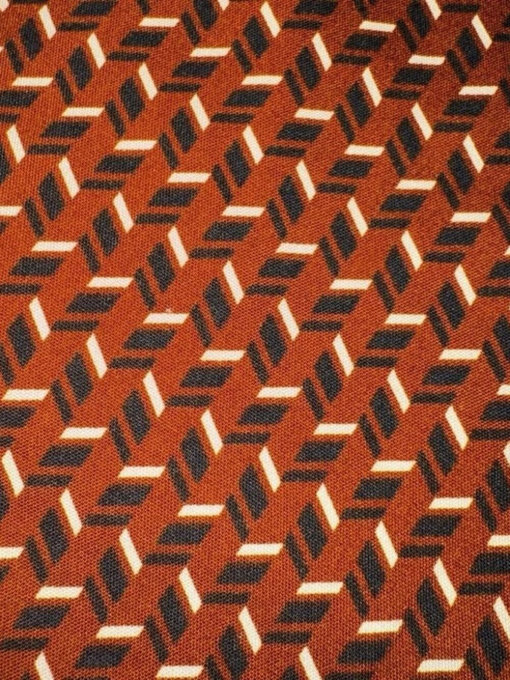 Express Men's Geometric Pattern Button-Down Shirt - Picture 9 of 9